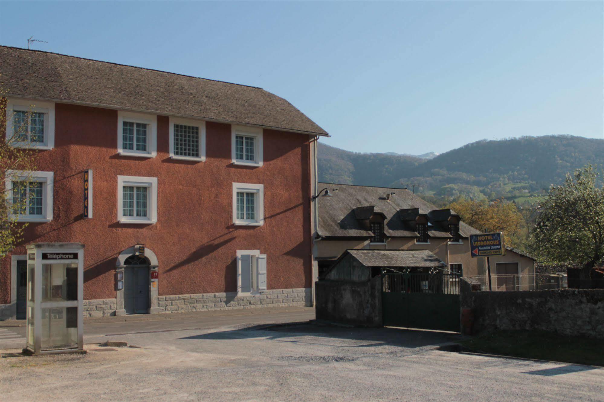 Hotel Ladagnous Peyrouse Exteriér fotografie