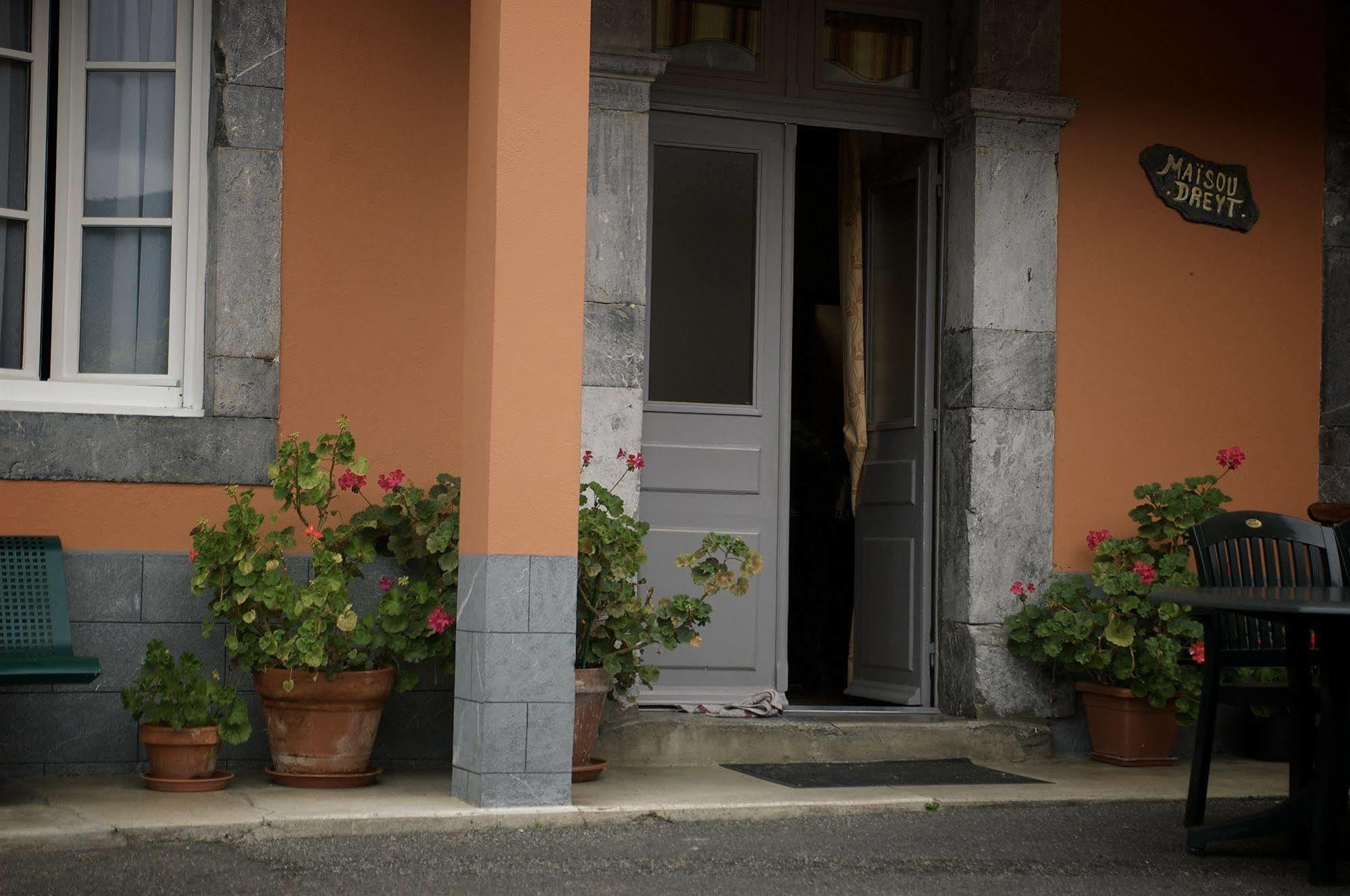 Hotel Ladagnous Peyrouse Exteriér fotografie